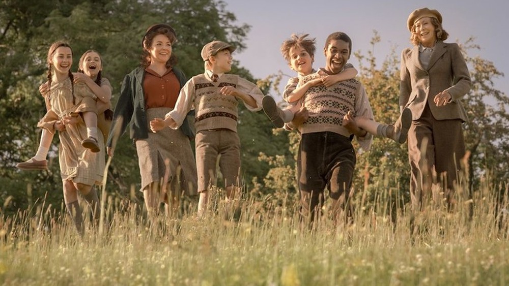 The Railway Children Return